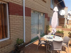 2 Bed Apartment in Kenleaf