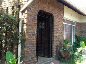 3 Bed House in Middelburg South