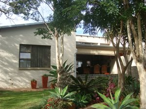 2 Bed House in Olympus Country Estate