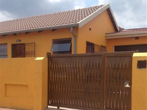 2 Bed House in Fleurhof