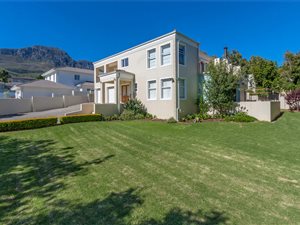 3 Bed House in Parel Vallei