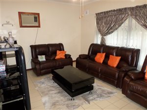 3 Bedroom House in Grantham Park