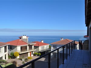 3 Bed House in Dana Bay