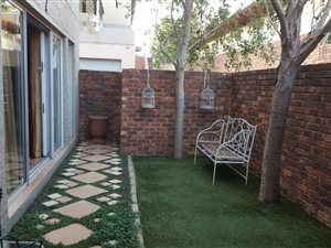 3 Bed Townhouse in Olympus AH