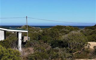 917 m² Land available in Pearly Beach