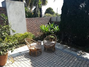 Townhouse in Waterkloof Glen