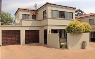3 Bedroom Duplex in Northcliff