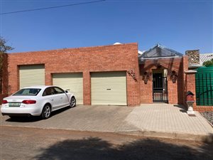 4 Bed House in Kestellhof