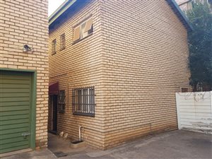 3 Bed Duplex in Sunnyside