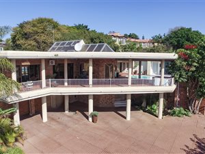 5 Bedroom House in Waterkloof Glen
