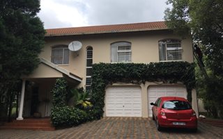 1 Bedroom Garden Cottage in Osummit