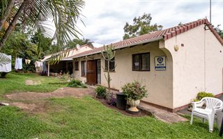 3 Bedroom Simplex in Escombe