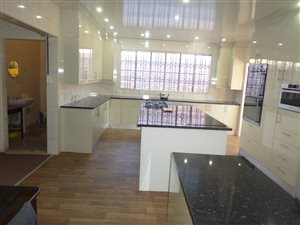 3 Bed House in Springs Central