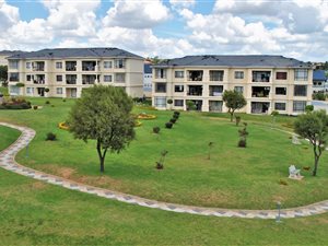 3 Bed Apartment in Summerset