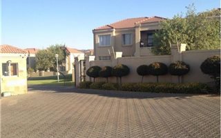 2 Bedroom Apartment in Willowbrook
