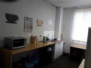 203 m² Commercial space in Kensington B