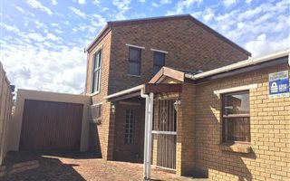 3 Bedroom House in Muizenberg