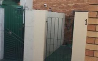 2 Bedroom House in East Geduld