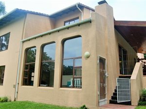 4 Bed Townhouse in Southbroom