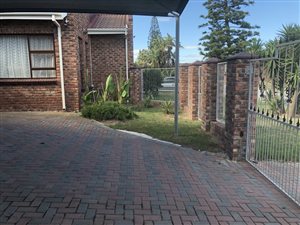 1 Bed Garden Cottage in Amsterdamhoek