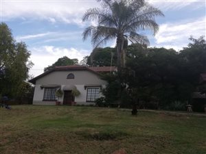 3 Bed House in Egerton