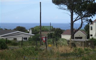 595 m² Land available in Kleinmond
