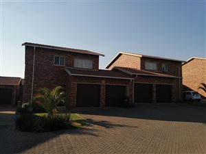 3 Bed Duplex in The Reeds