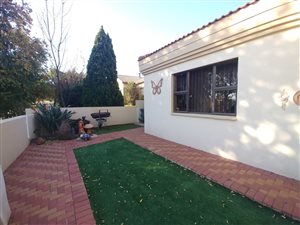 2 Bed Townhouse in Signal Hill