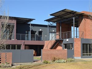 7 Bed House in Vallombrosa