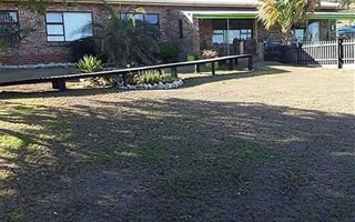 4400 m² Farm in Uitenhage Central