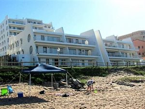 3 Bed Apartment in Compensation Beach