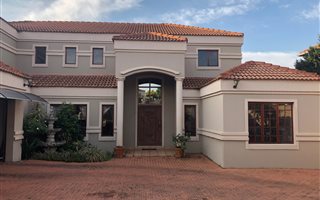 5 Bedroom House in Xanadu