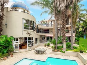 6 Bed House in Victory Park