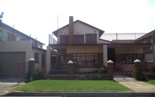 5 Bedroom House in Actonville