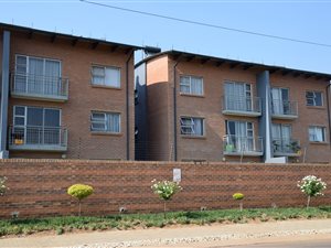 2 Bed Apartment in Montana Park