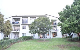 2 Bedroom Apartment in Jackal Creek Golf Estate