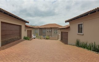 3 Bedroom Townhouse in Umhlali Golf Estate