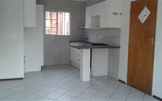 2 Bedroom Townhouse in Geelhoutpark