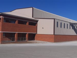 2250 m² Industrial space in Van Dyk Park