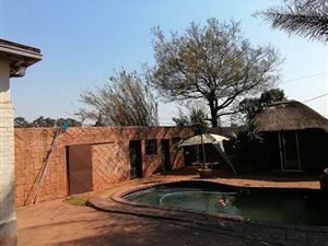 3 Bed House in Roodepoort Central
