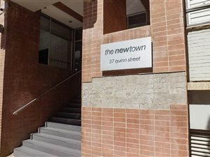 2 Bedroom Apartment in Newtown