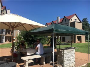 2 Bed Apartment in Zwartkop Golf Estate