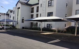 1 Bedroom Apartment in Dainfern Valley