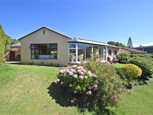 3 Bed House in Tokai