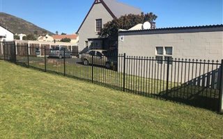 5 Bedroom House in Sunnydale