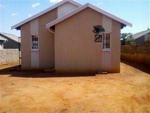 3 Bed House in Rosslyn