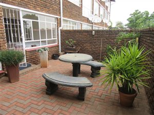 1.5 Bed Apartment in Doringkloof