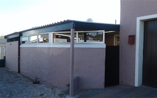 2 Bedroom Apartment in Retreat