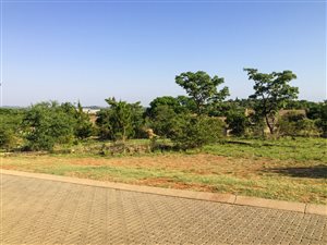 968 m² Land available in Kameeldrift East