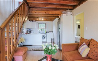 2 Bedroom Apartment in Sunninghill